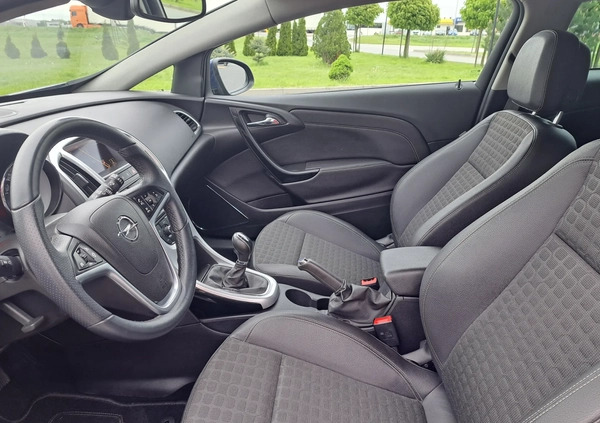 Opel Astra cena 39800 przebieg: 147524, rok produkcji 2014 z Bochnia małe 667